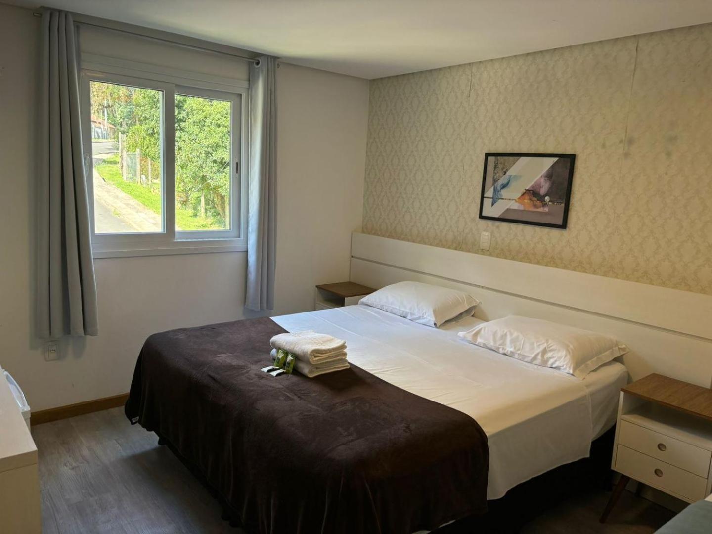 Hotel Golden Hills 卡内拉 外观 照片