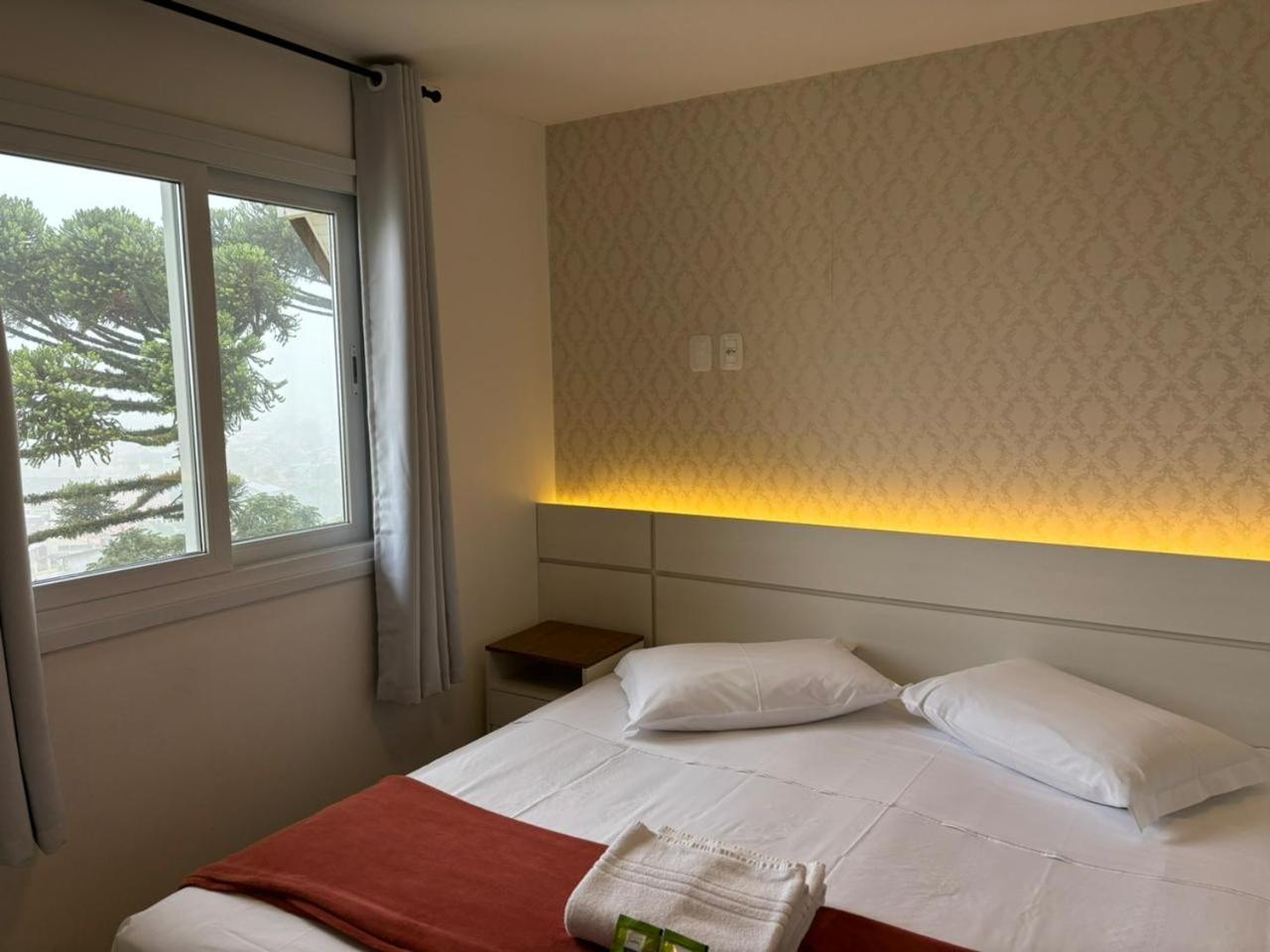 Hotel Golden Hills 卡内拉 外观 照片