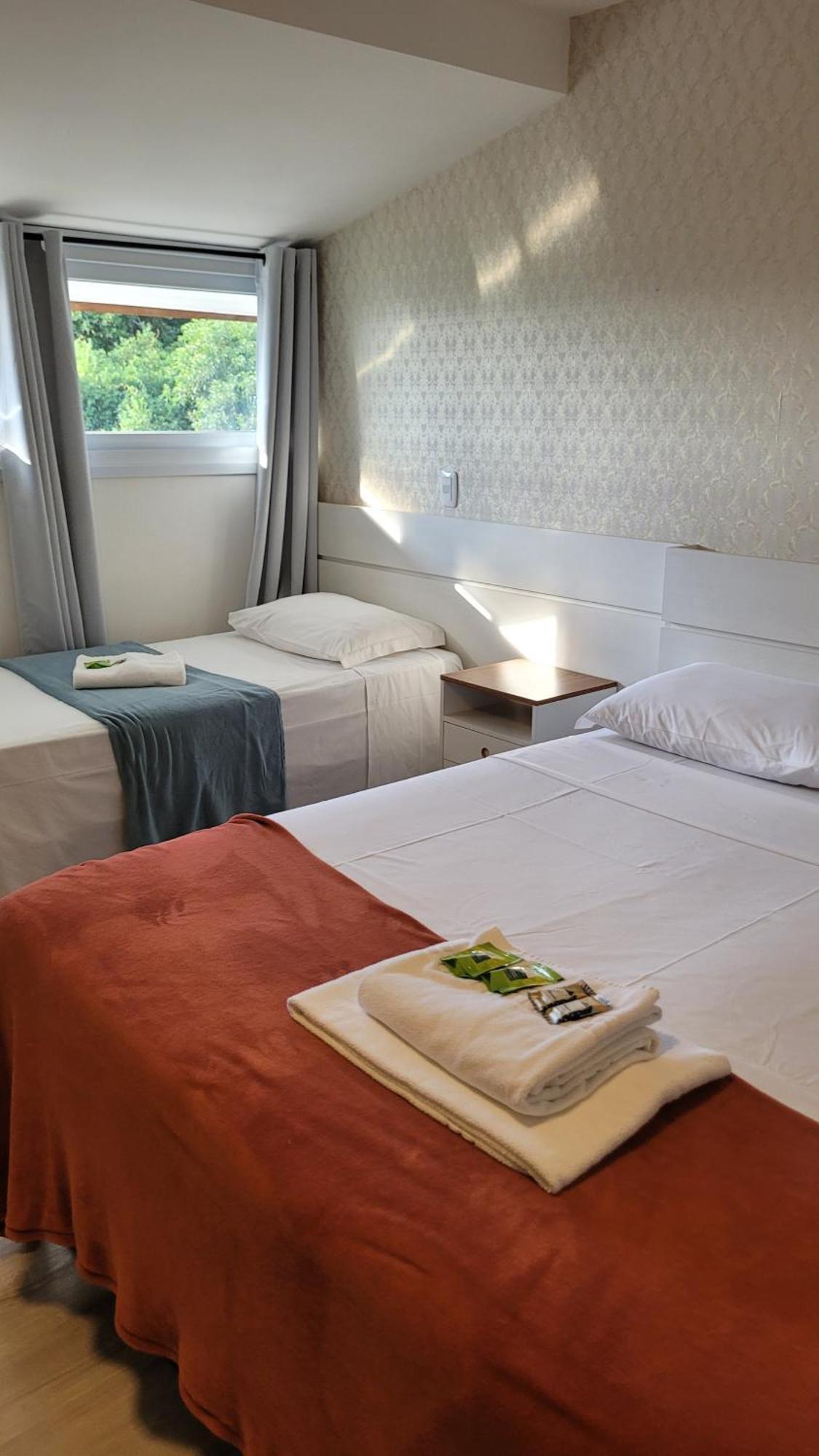 Hotel Golden Hills 卡内拉 外观 照片