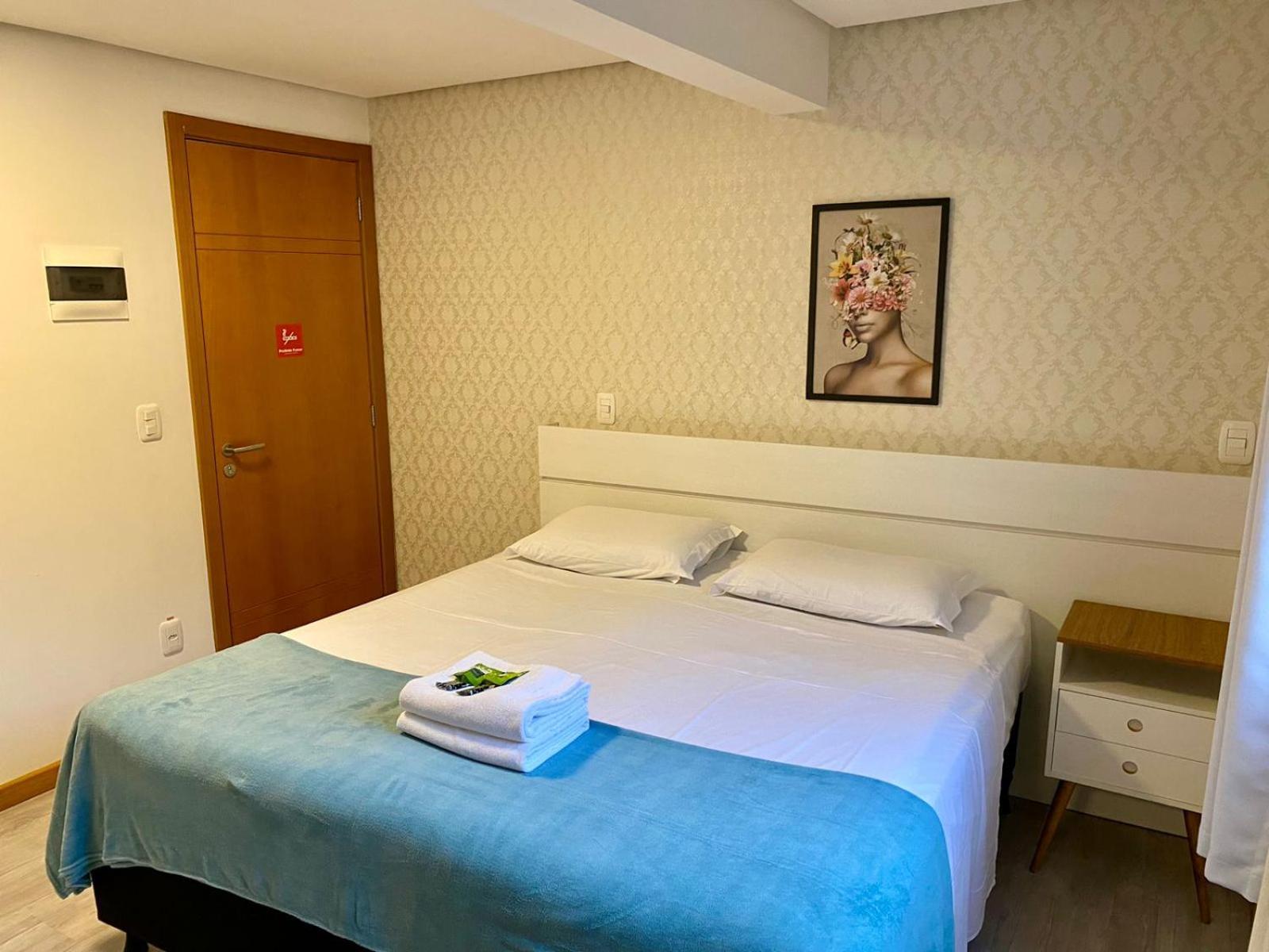 Hotel Golden Hills 卡内拉 外观 照片