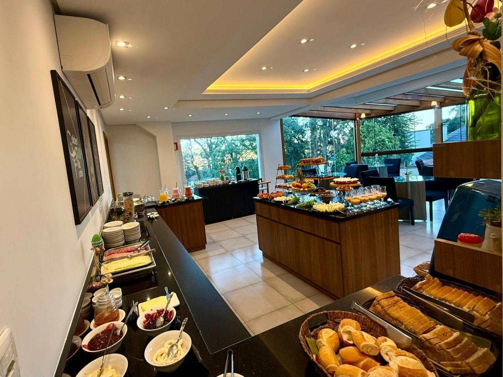 Hotel Golden Hills 卡内拉 外观 照片